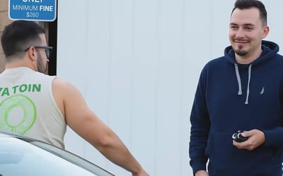 Michigan man rolls up in Bugatti Veyron and attempts to lowball Facebook Marketplace seller—seller is shocked