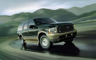 Dealership worker says this Ford is the hottest car right now and owners are 'never giving it up'