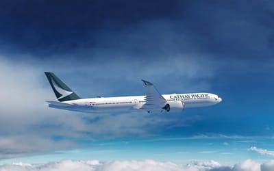 Passengers flying from Los Angeles on Cathay Pacific Boeing 777 flight were stuck on the plane for 28 hours