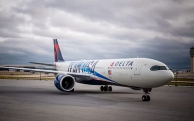 Delta Air Lines captain spent a year's salary on making sure his retirement flight was unforgettable