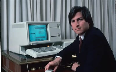 Steve Jobs loved Porsche so much he modeled the revolutionary Macintosh after his own 928