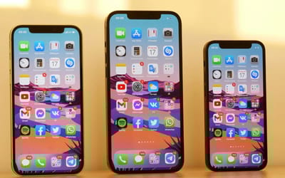 iphone-users-mind-blown-at-clock-applow-power-mode