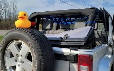 Jeep Ducking is becoming so popular in America a Florida cop has explained whether it's legal