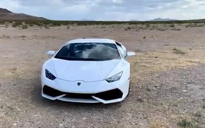 Car rental company finds Lamborghini Huracán  abandoned in the desert by wealthy customer