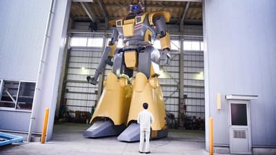 World’s biggest robot is 28-feet tall and shoots projectiles at 87mph