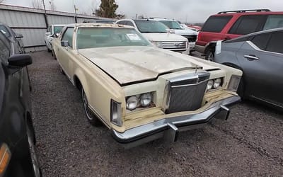 Car rebuild expert uncovers long-abandoned dusty Lincoln Mark V with handwritten note from ex-owner in the glove box