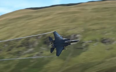 wales-f-15e-strike-eagle-jets-mach-loop