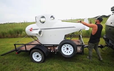 Man purchased a personal submarine from a Swedish yacht then quickly realized one big problem