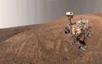 nasa-perseverance-rover-mars-selfie-dust-devil