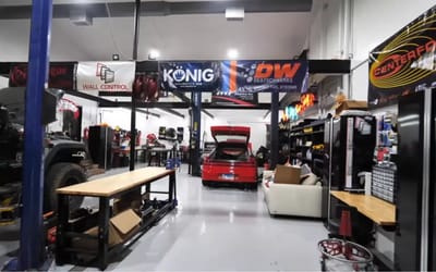 This guy managed to make an old, dirty mechanic shop look brand new