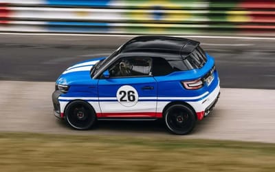 A former F1 team may have set the record for the slowest Nürburgring lap in history