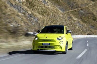 Abarth unveils the new 500e – an Italian electric hot hatch