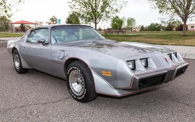 New Mexico man selling mom's Pontiac Firebird, she barely drove it in 41 years and wants it gone