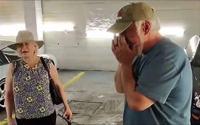 porsche-owner-reunited-with-his-1998-porsche-911-933-after-18-years