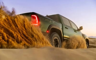 srt-pickup-ram-trx-returns-hellcat-v8