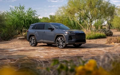 new-toyota-rav4-look-inspired-by-land-cruiser