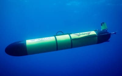 Autonomous underwater robot begins its mission to become first ever to travel all around the world