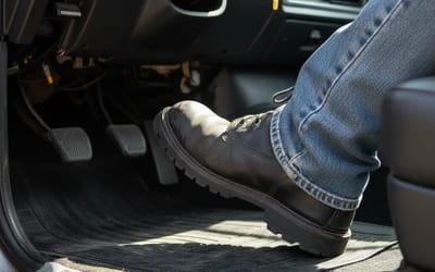 man-shares-crucial-advice-what-to-do-if-gas-pedal-gets-stuck