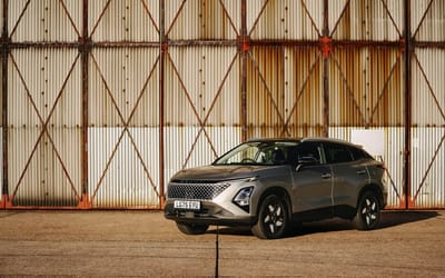 Omoda just launched its first ever full hybrid and it comes with Sony speakers and ventilated seats