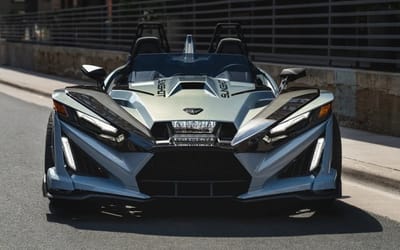 2026 Polaris Slingshot Signature Edition arrives on the road with golden iridescent finish and upgraded audio