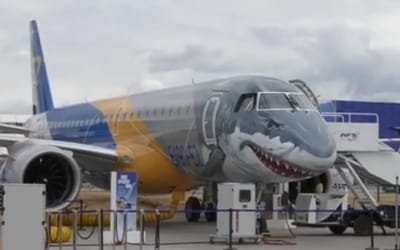 shark-faced-embraer-e190-e2-steep-takeoff