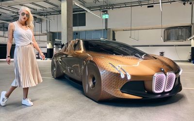 BMW with ‘reptile skin’ appears to ‘breathe’ like it’s alive