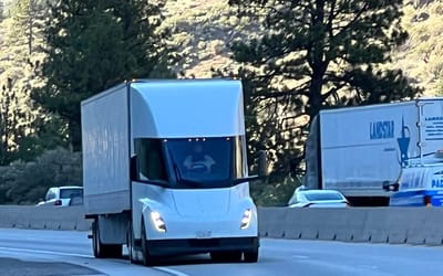Tesla Semi powers past diesel trucks on California highway in eyebrow-raising footage