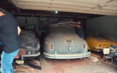 Man flew from Texas to Michigan to buy two one-owner Corvettes and ended up getting a huge surprise thrown in