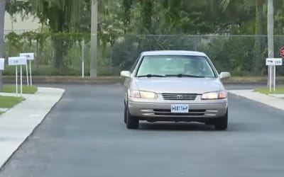 Florida grandma’s 1999 Camry hits 500,000 miles, says the car ‘knows her’