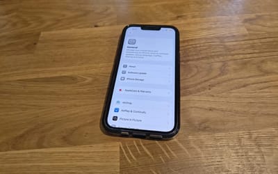 Finance expert warns all iPhone and Android owners should type this code into their device now