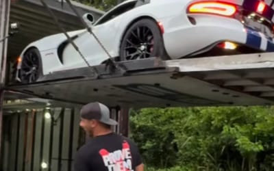 Heartwarming moment as US dad gets the Dodge Viper delivered that he always promised his daughter