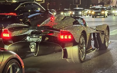 Real jackpot on Las Vegas strip wasn't in the casinos but instead was this shimmering Aston Martin Valkyrie cruising down the road