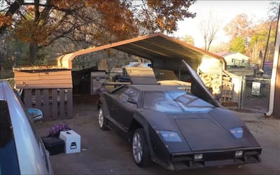 Man tries to drive his ‘wooden Lamborghini’ 300 miles but something very unexpected happens