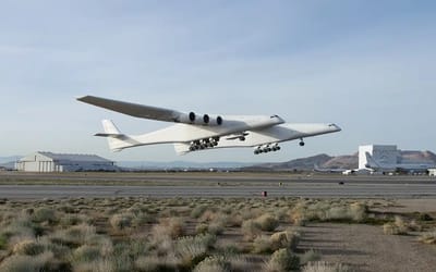 World’s largest aircraft launches first powered flight of hypersonic vehicle at Mach 5