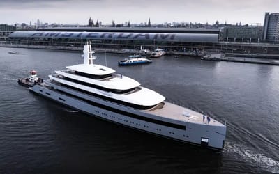 WhatsApp founder Jan Koum new $330 million superyacht is longer than an NFL field