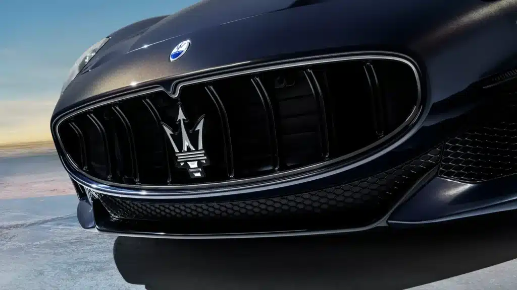 The new Maserati GranCabrio Trofeo makes its debut and it'll take your breath away