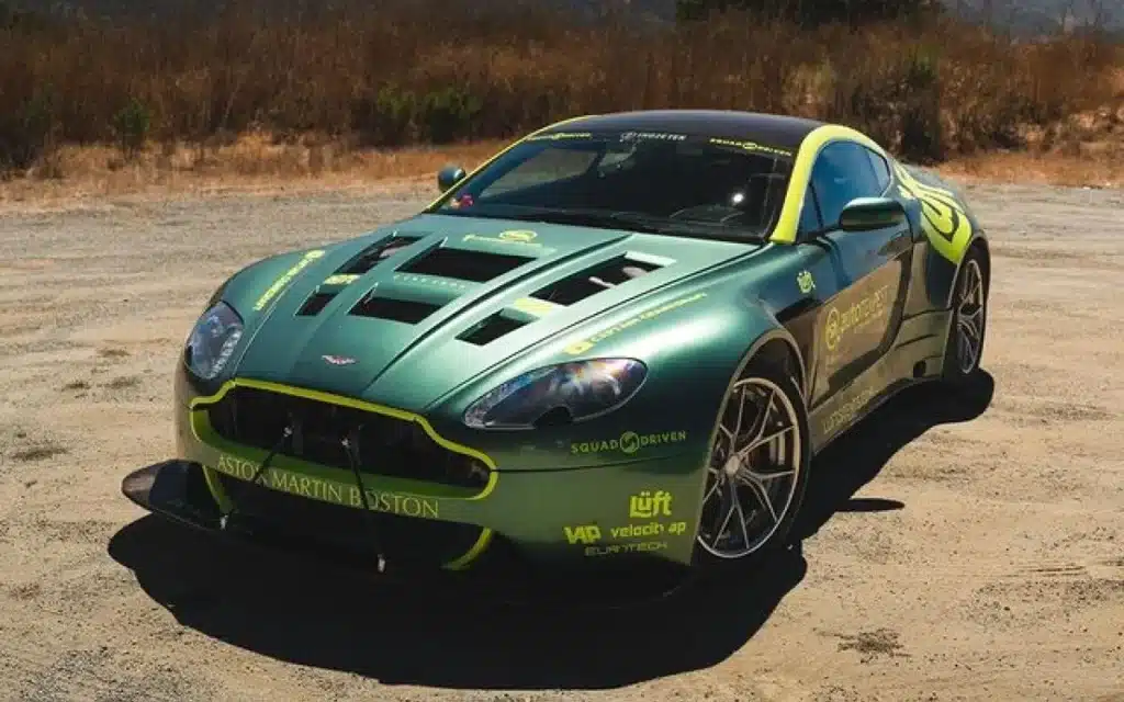 10000-body-kit-purchased-from-China-to-restore-Aston-Martin-Vantage