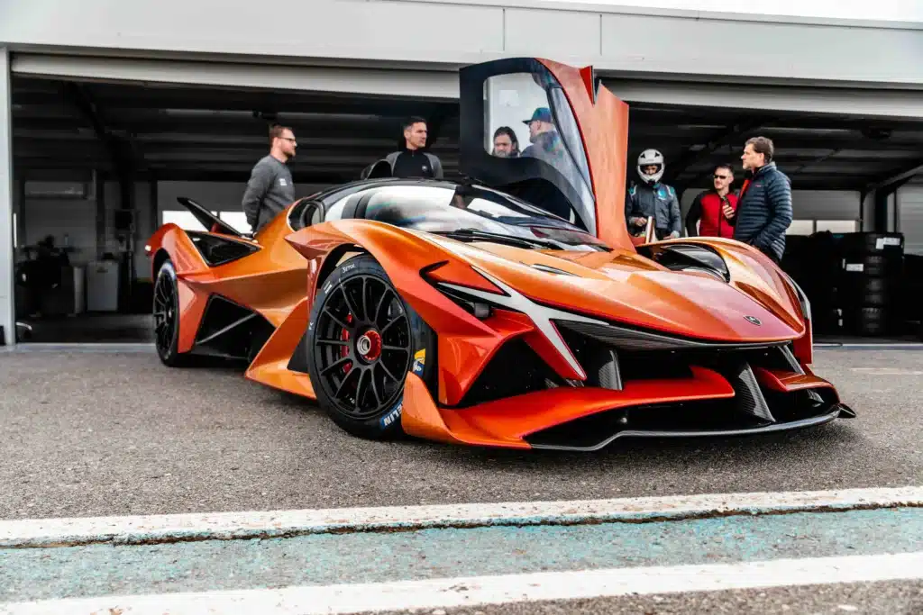 Driver of 1-of-1 $3M prototype inches away from disaster while parallel parking at California hypercar convention