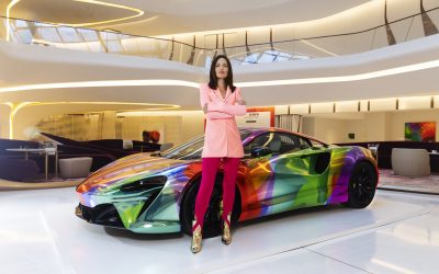 Artist uses a McLaren Artura as her canvas and the results are dividing the internet