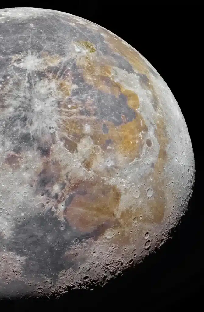 Mega-detailed images of the Moon took 250,000 frames to capture