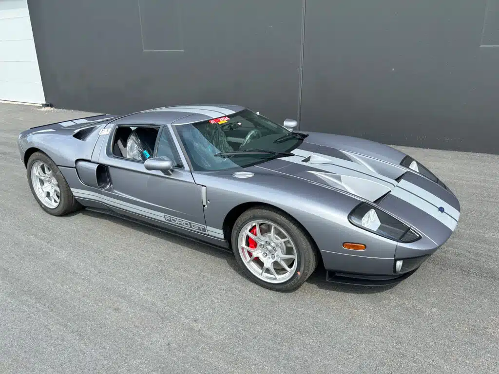 '06 Ford GT with just 14.9 miles on the odometer sold on SBX