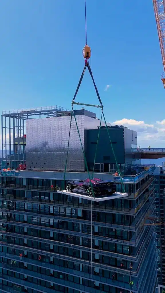 17M-McLaren-Elva-gets-lifted-48-stories-to-a-Seattle-penthouse