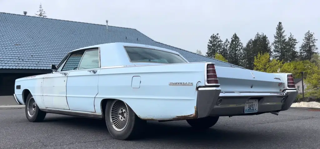 This 60-year-old classic car started a new chapter with a teenage owner who loves retro driving experience, affordable vintage cars, and American land yachts