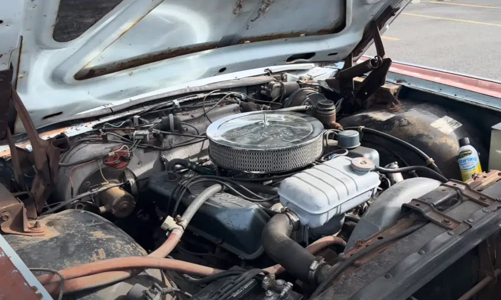 This 60-year-old classic car started a new chapter with a teenage owner who loves retro driving experience, affordable vintage cars, and American land yachts