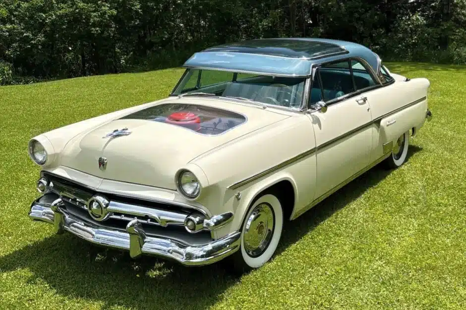 Ford once had a see-through car roof but now it is only a retro design icon