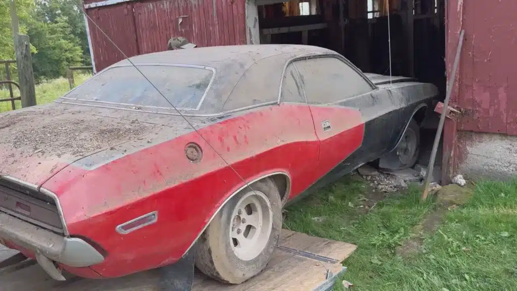 1970-challenger-340-gets-a-wash-after-40-years