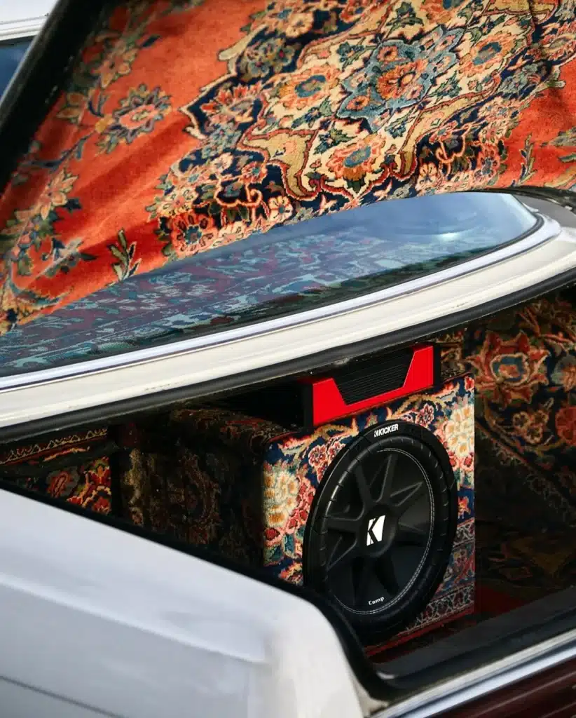 1980 Mercedes-Benz 300SD Aladdin persian rugs
