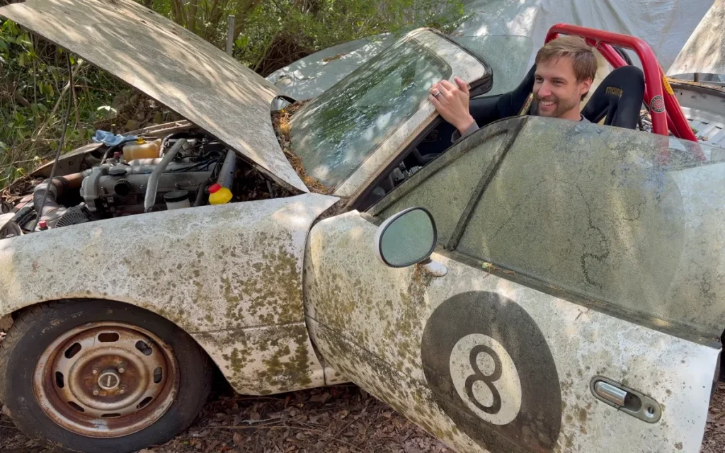 Man tries to bring forgotten 1990 Mazda Miata back to life after it sat completely neglected and abandoned for nearly 20 years