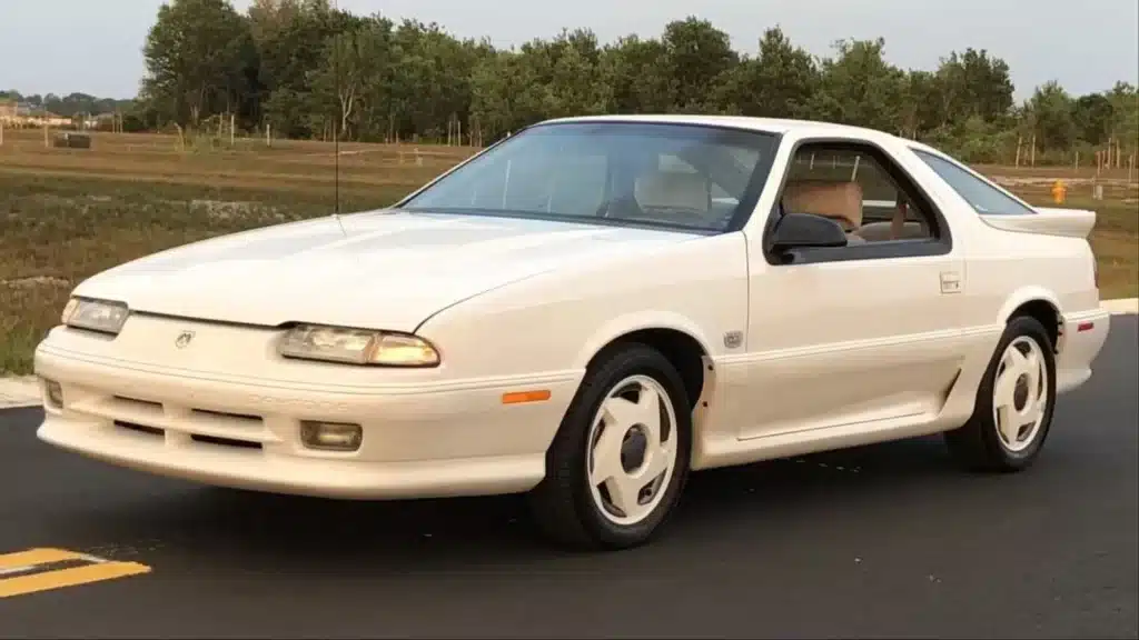 1992 Dodge Daytona IROC R/T muscle car