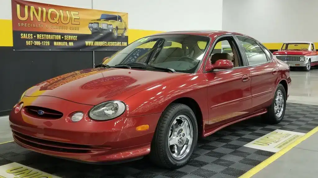 Minnesota driver has kept their Ford Taurus in showroom condition for 30 years